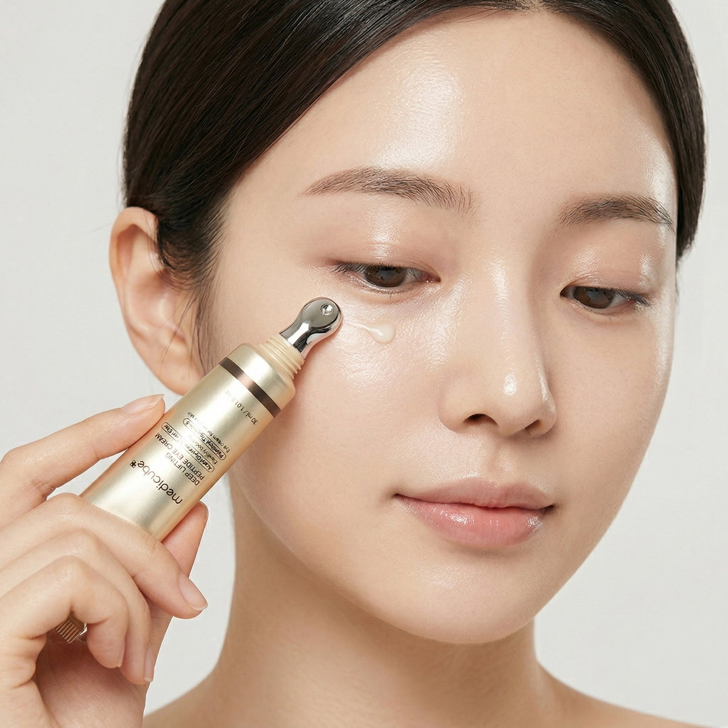 Medicube – Deep Lifting Peptide Augencreme für das Gesicht, 30 ml